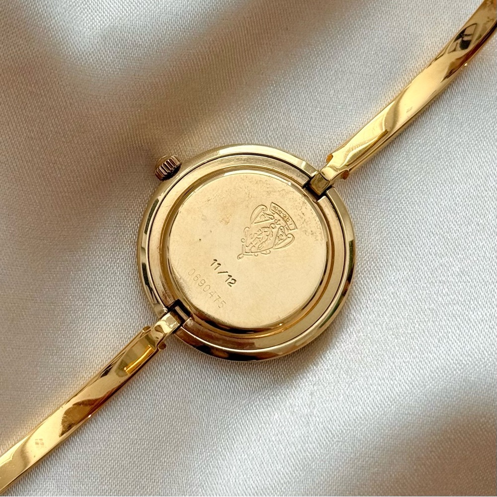 AUTHENTIC VINTAGE GUCCI PLAY 12 BEZEL WATCH (WITH DIAMOND CUT BEZEL) - FULL SET - Picture 6 of 11